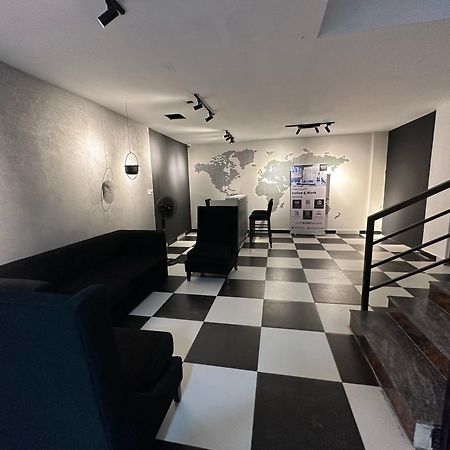 Collection O Local Square | Whitefield 호텔 벵갈루루 외부 사진